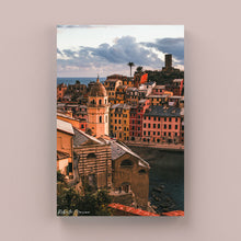 Carica l'immagine nel visualizzatore di Gallery, Cinque Terre - Scatti d'Autore di Roberta Marino