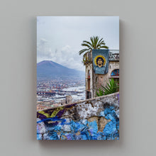 Carica l'immagine nel visualizzatore di Gallery, Maradona Vesuvio - Scatti d'Autore di Roberta Marino
