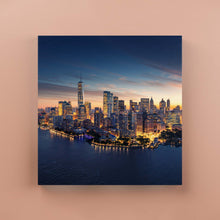 Carica l'immagine nel visualizzatore di Gallery, Skyline New York Di Notte - Quadri Su Tela 20X20
